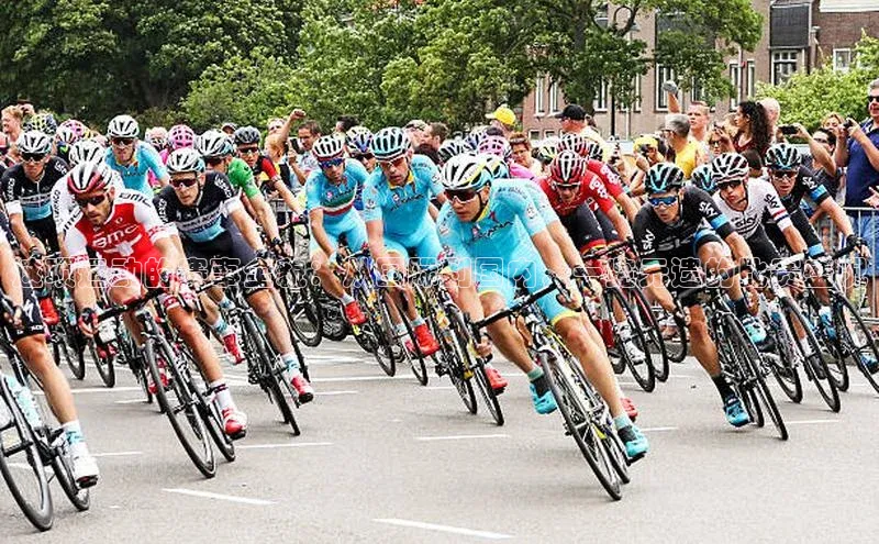 这项运动的赛事全貌：从国际到国内，一览无遗的比赛盛况