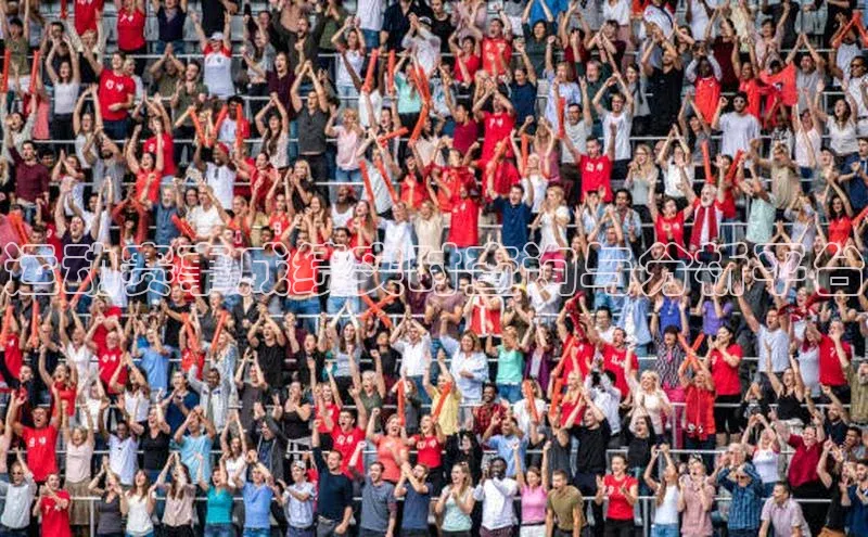 运动赛事成绩实时查询与分析平台